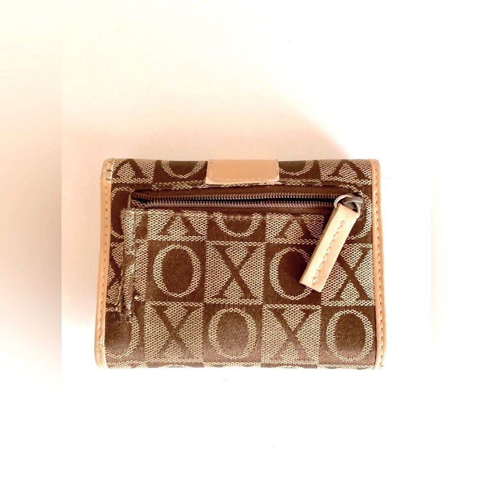 XOXO‎ Wallet - Picture 4 of 4